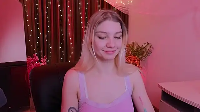 shark_attack52's cam snapshot