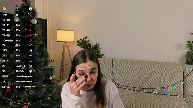 KarriVoisinet's cam snapshot