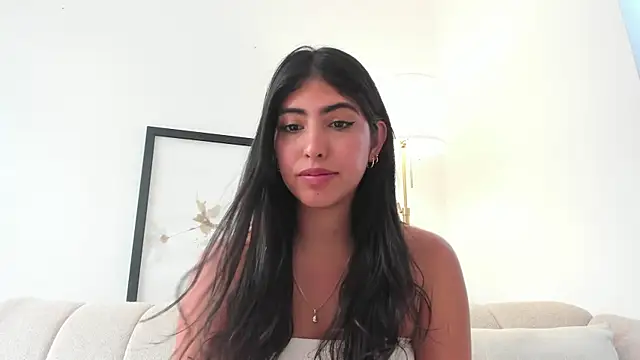 Gaby_zahir_'s cam snapshot