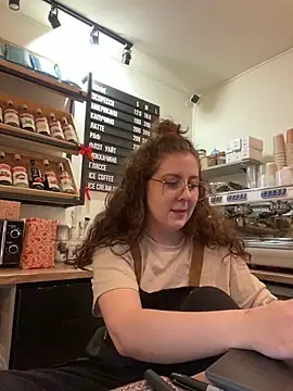 cinnabon_'s cam snapshot