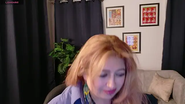 MilfArlet's cam snapshot