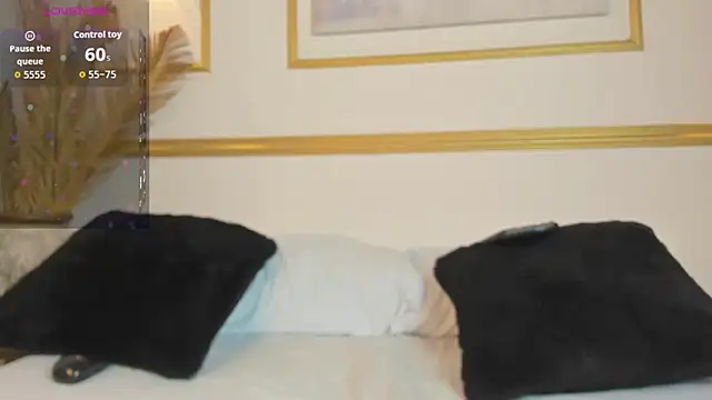 alice_coopperx's cam snapshot