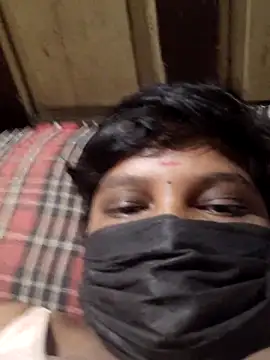 divyatamil143's cam snapshot