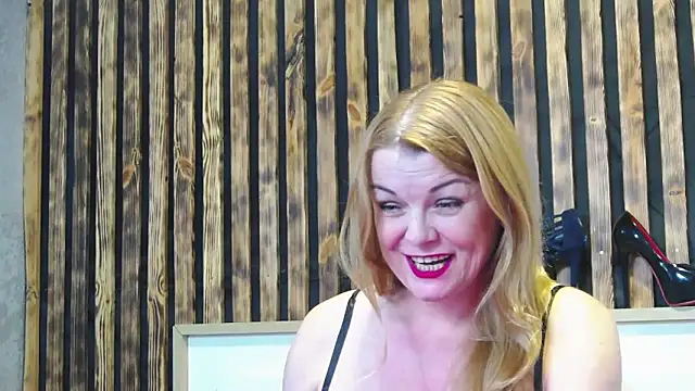 Kisi_Lovi's cam snapshot