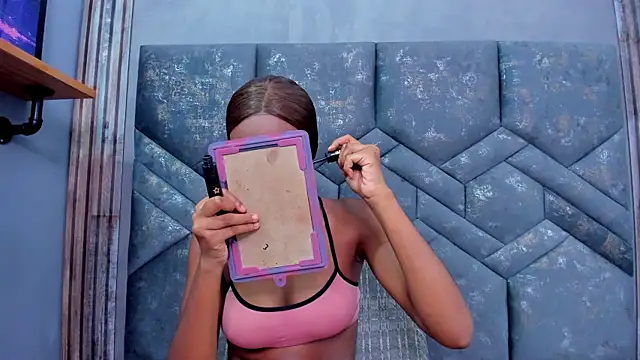 dalilaqueen's cam snapshot