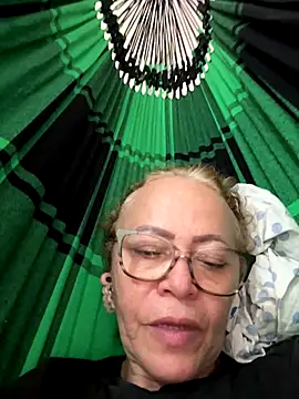 Granny6boys's cam snapshot