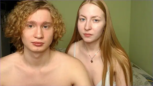 AliceStoneJhonyStone's cam snapshot