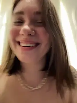 lucy-joy's cam snapshot