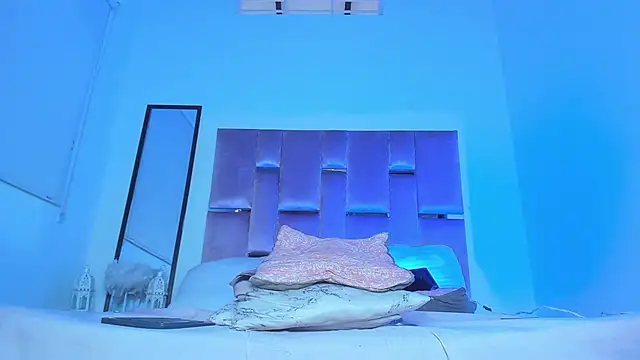 ChocoBunny1 live sex cam