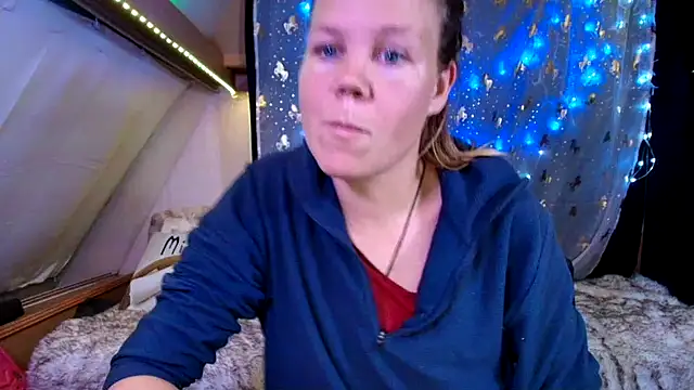 CallMeMaria's cam snapshot