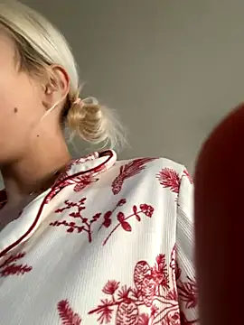 Terribletabby's cam snapshot