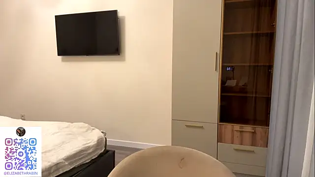 MinervaShetrawski's cam snapshot