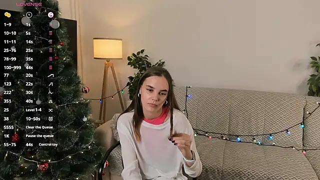 KarriVoisinet's cam snapshot