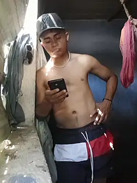 youngboypiss live sex cam