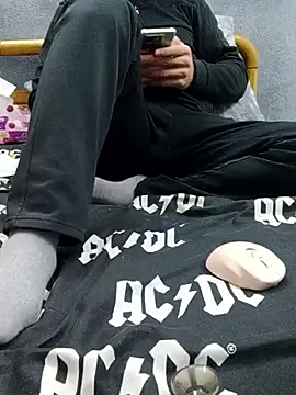 yazin19 live sex cam