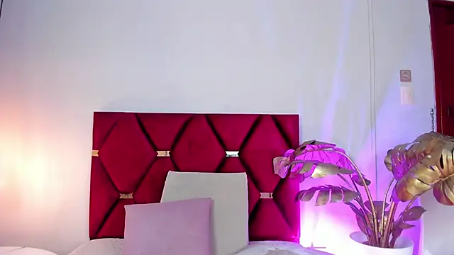 VeraLinette's cam snapshot