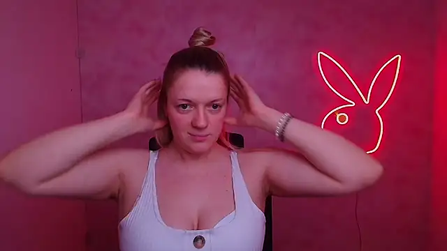 Samantha_Gloww's cam snapshot