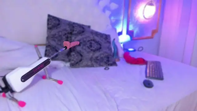 Mariana_Kalo's cam snapshot