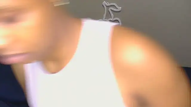 Serafynn's cam snapshot