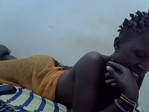 sweetblack_puss's cam snapshot