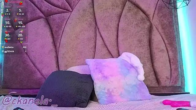 Kanela_miller_'s cam snapshot