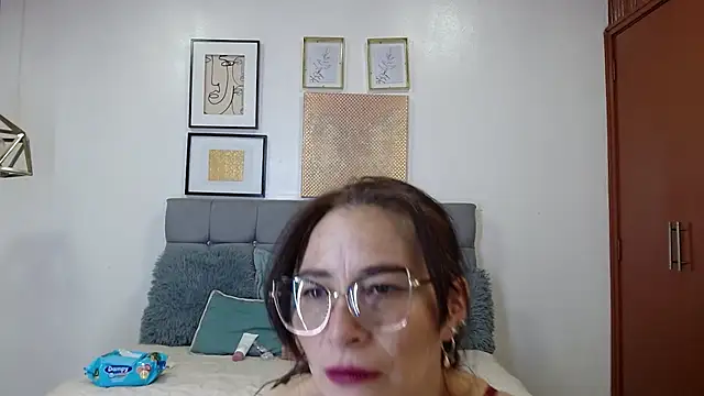 _naomi_s's cam snapshot