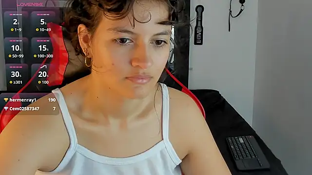 Mia_and_Kenai's cam snapshot