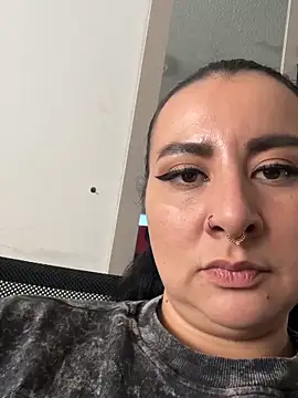 Abril_Luv's cam snapshot