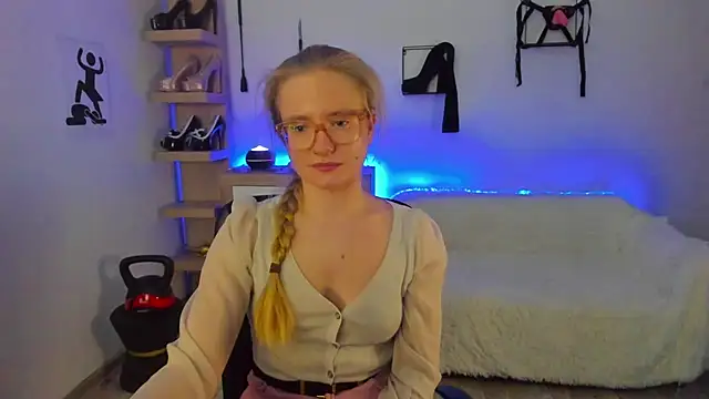 NancyHottie's cam snapshot