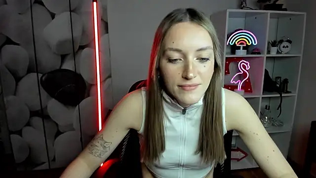 EvelynBlond's cam snapshot