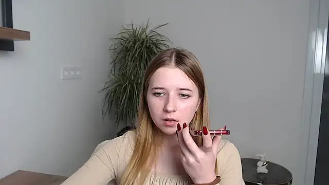 SweetBellaa_'s cam snapshot