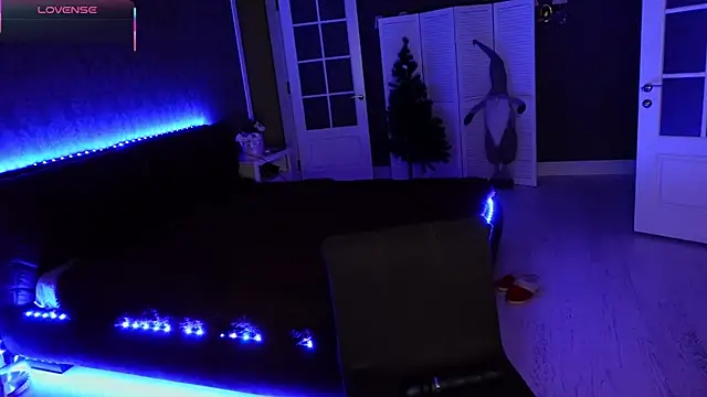 LisaElfy's cam snapshot