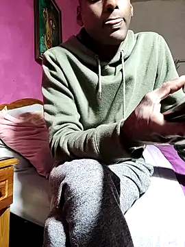 KeptupInosine live sex cam