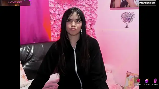 Pinky_purr's cam snapshot