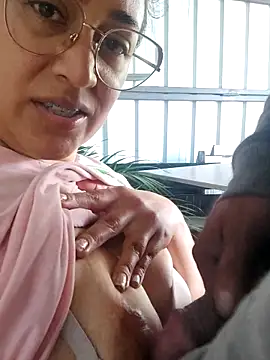 Kataleya_y_Marcus's cam snapshot