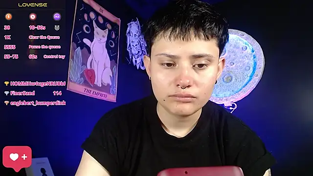 girl_intense444's cam snapshot