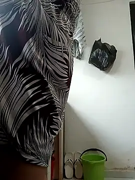 yaneth_'s cam snapshot