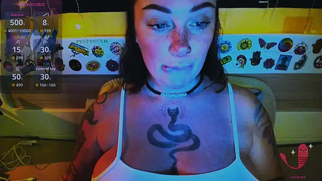 EllieOz's cam snapshot