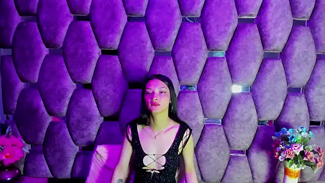 Aurora_18's cam snapshot