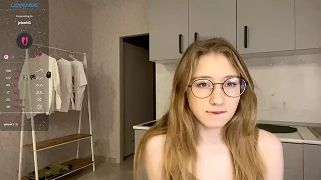 MargyDejong's cam snapshot