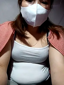 May-Ne's cam snapshot