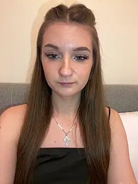 AdelinaEmber's cam snapshot