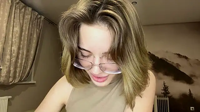 MelaineAytes's cam snapshot