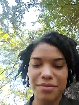 ChloeRaviss_'s cam snapshot