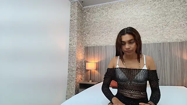 zoe_bermudez's cam snapshot