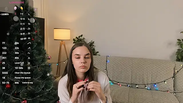 KarriVoisinet's cam snapshot