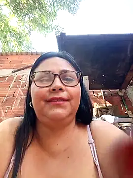 Dirty-Momm-Divorced-Hot's cam snapshot