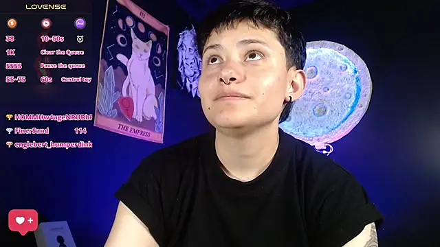 girl_intense444's cam snapshot