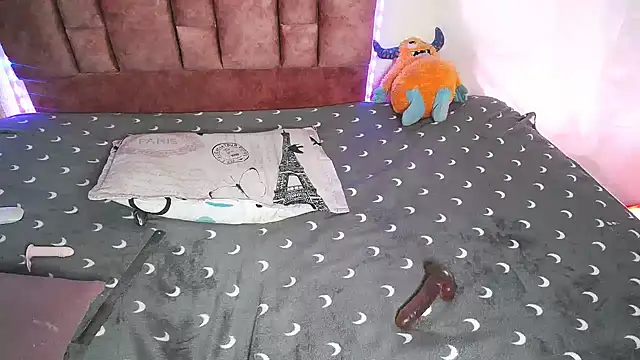 saragon1's cam snapshot