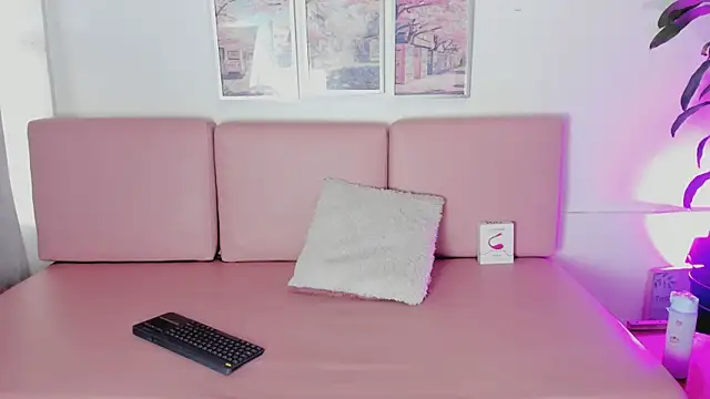 Pamela_SkinnySexy's cam snapshot